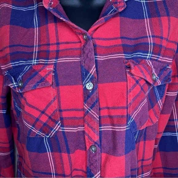 MEDIUM WOMENS EMPYRE RED PLAID HOODED BUTTON FRONT LONG SLEEVE - Picture 2 of 11